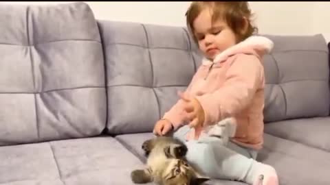 Cute baby (baby) Funny video enjoy the video