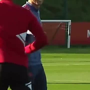 Ronaldo was seen at training after some talks with Ten Hag👊✊