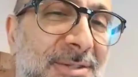 Why are they letting migrants in ？