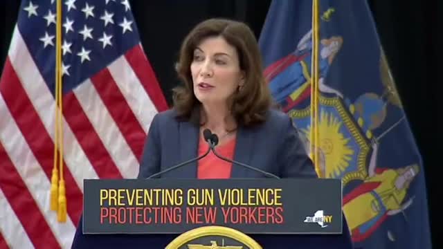 Gov. Hochul in 1984 mode: