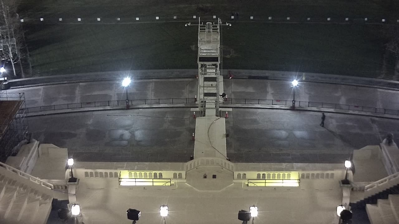 0944USCSRFWestRoof_2021-01-05_21h26min16s963ms.mp4