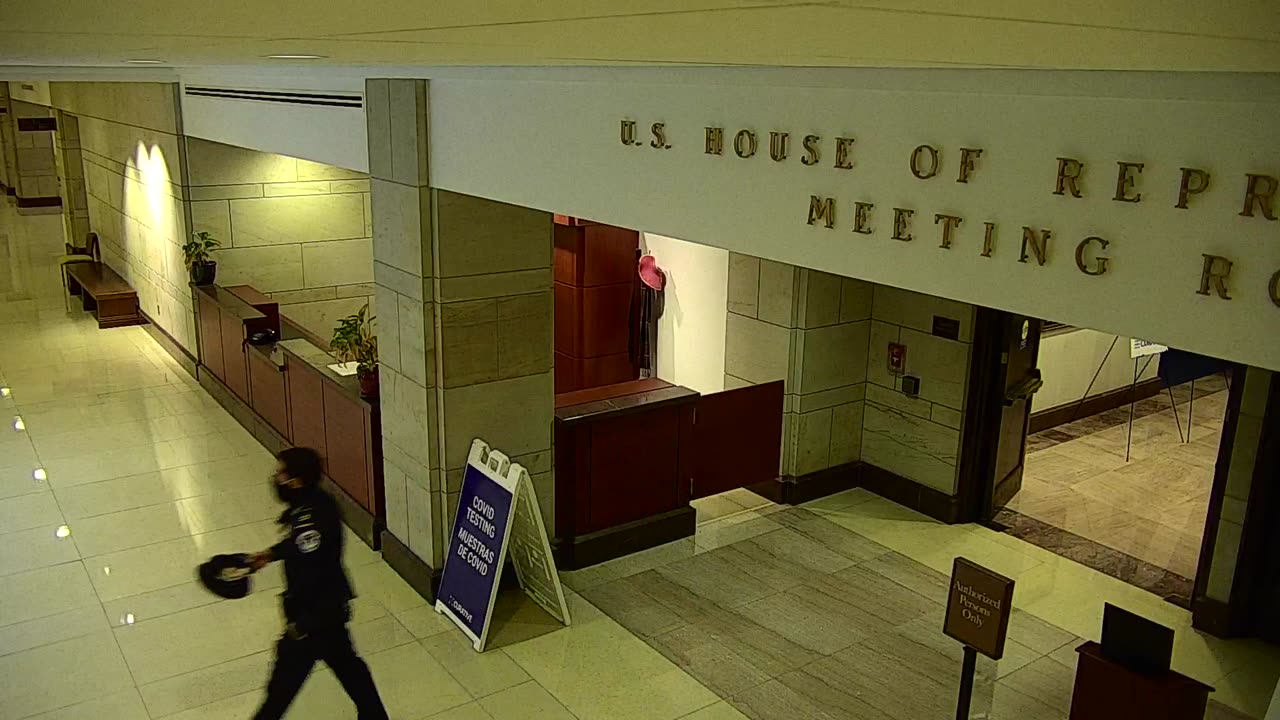 7040CVCLLHouseApptDesk_2021-01-06_09h00min01s113ms.mp4