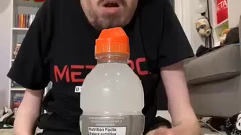 Bottle trick amazing vedo