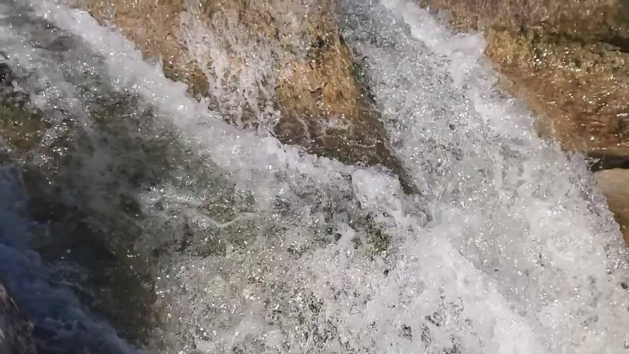 Slow mo Water