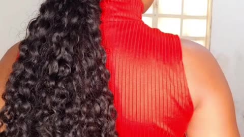 easy hairstyle for curly hair