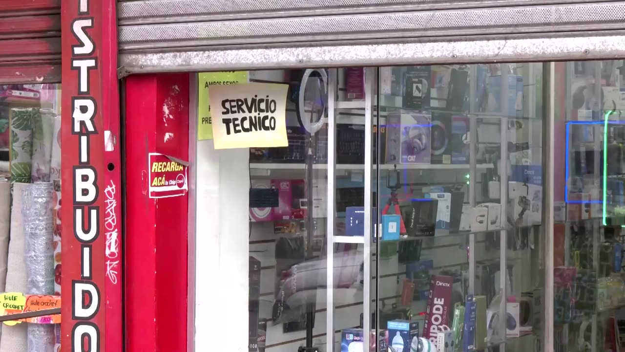 Argentina sees looting amid inflation crisis
