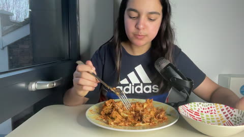 ASMR Tottelini mukbang