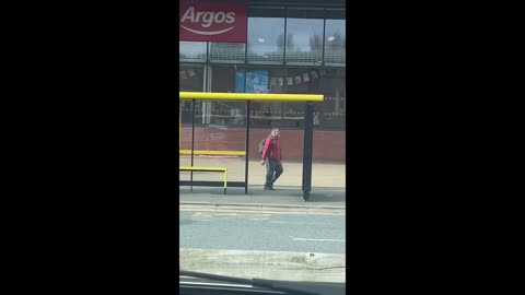 Guy waiting for bus caught on camera dancing his heart out!! funny videos