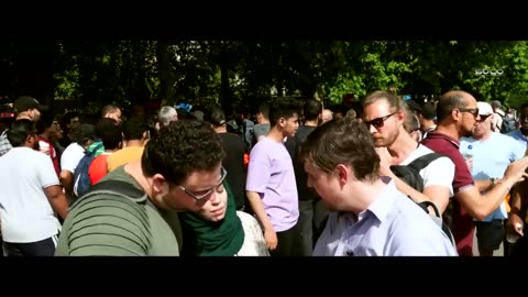 Bob speaks with a Muslim couple