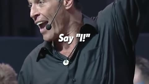 Tony Robbins breaks down how school affect our learning