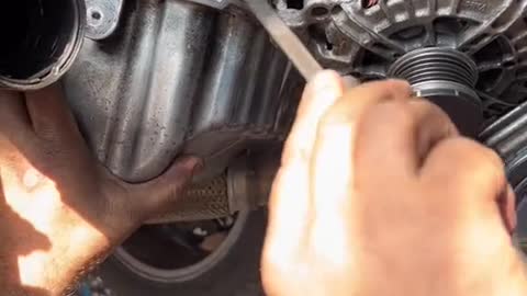 Car repairman Car maintenance routine