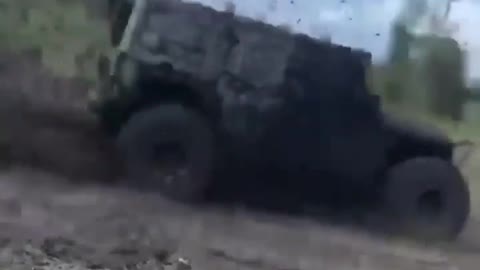 Jeep Wrangler deep mud crossing || power of wrangler
