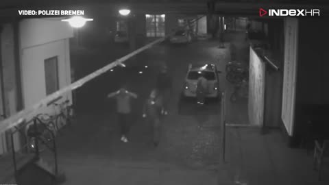 Njemačka policija objavila video napada na zastupnika AFD-a