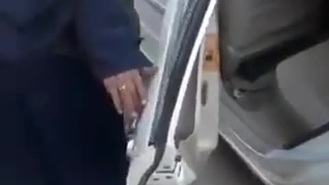 An other Army post fell under the control of the Taliban in the city of Ghazni