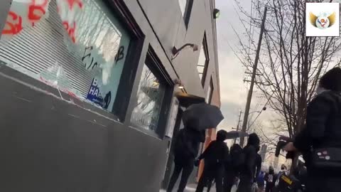 Antifas protesters vandalize Oregon Democrats' office on inaugural day