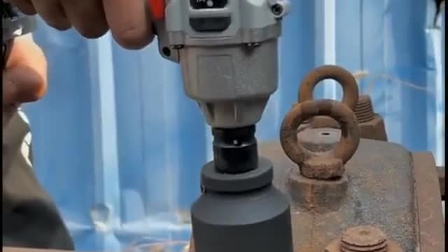 Remove rust nut