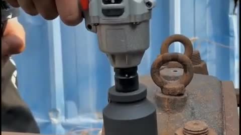 Remove rust nut