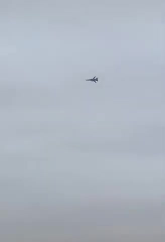 Ukrainian SU-24 attacks enemy column