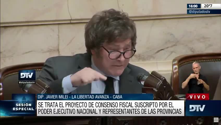 JAVIER MILEI DANDOLE CLASES A LOS POLITICOS...