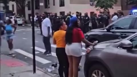NYPD making arrests in the Bronx after Dominican day parade.
