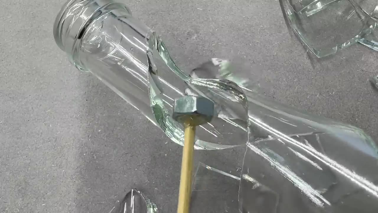 Cutting glass bottles with simple tools