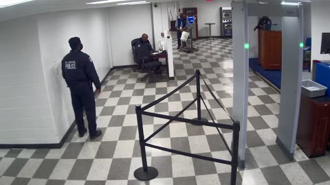 6135RHOBG3G3L8ScreeningArea8_2021-01-06_06h20min01s300ms.mp4