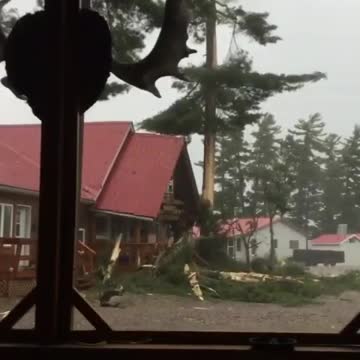 The Power Of Lightning Is Terrifying Yet Mesmerizing