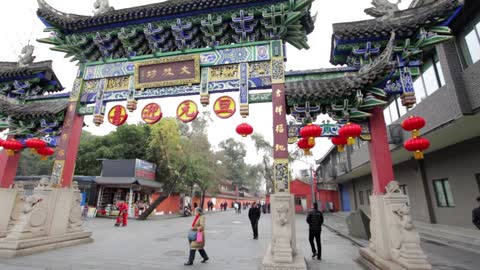 Chengdu, What to do? You MUST visit Wenshuyuan Temple! | Epic Buddhist Temple