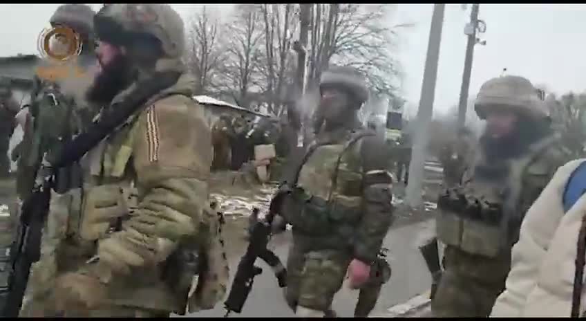 Ramzan Kadyrov published a video recording of Chechen soldiers helping Ukraine civilians