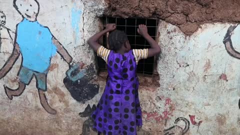 Escuela en Kenia educa para prevenir el VIH en Kenia