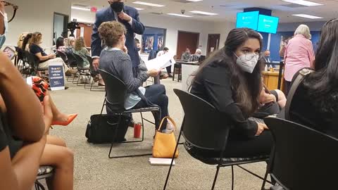 Mom Bullied At School Board Meeting For Improper Masking