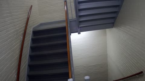 3886FHOB05Stair1_2021-01-05_22h00min03s063ms.mp4