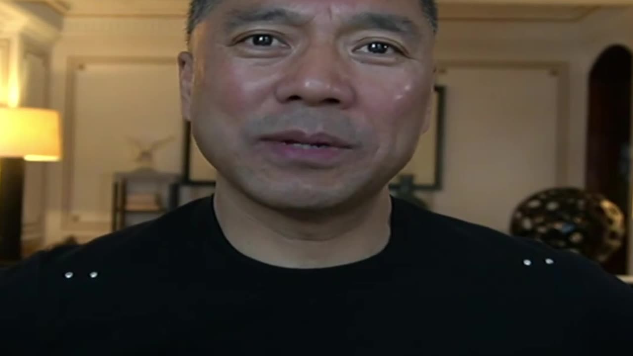 20190818文贵先生直播： #张晓明 跟狗一样，每一年不下20次到盘古，跟着叶刘淑仪。张晓明、港澳办王志民，都吃女人饭，全是江家人，往上是 #韩正。