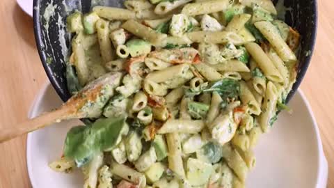 Dinner done right with my Creamy Chicken Pesto Pasta