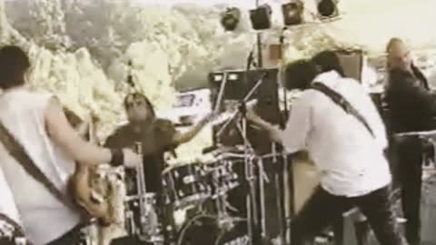 Redless ¬ Semmi se' kötelező (Vörös István & Prognózis cover)