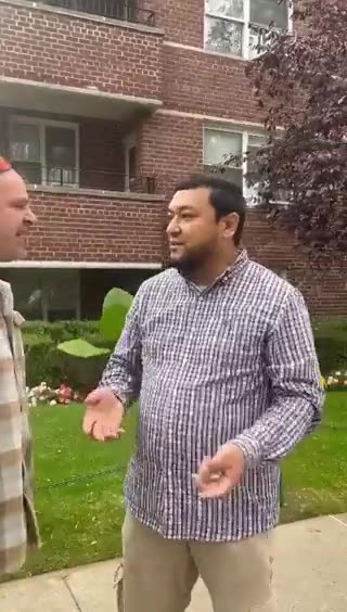 Palestinian enjoyer tearing down posters of missing Israeli citizens kidnapped