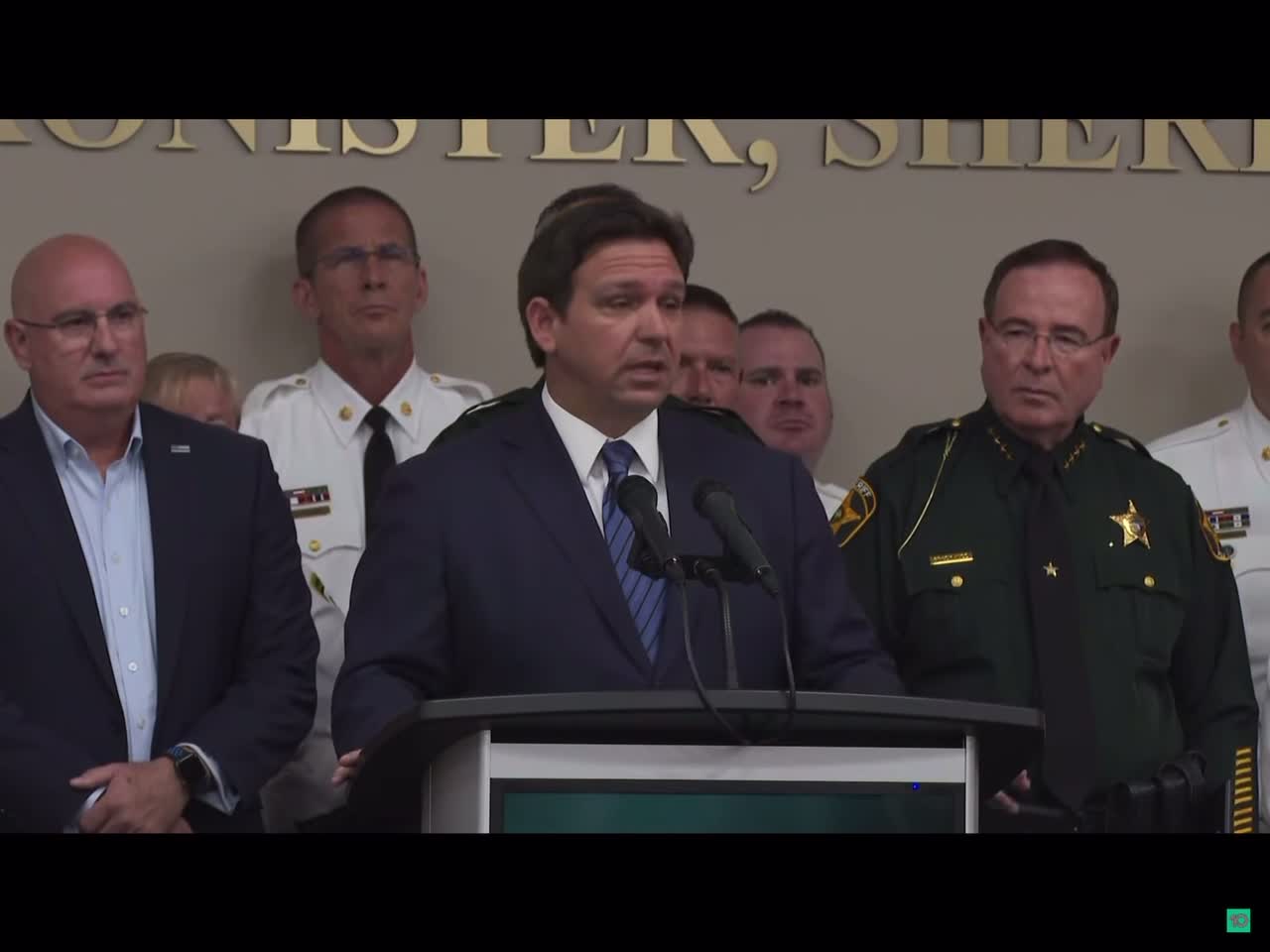 FL Ron DeSantis suspends state attorney Andrew Warren for refusing to enforce 15 week abortion ban