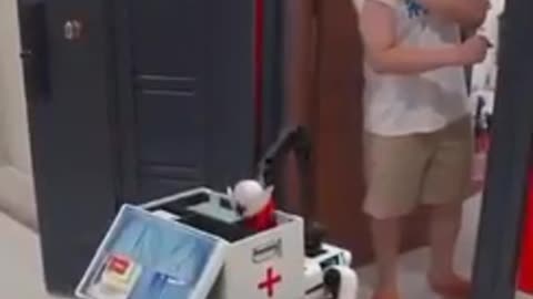 Non aprite quella porta!💉😂