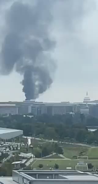 BREAKING: WASHINGTON, DC: DHS BUILDING