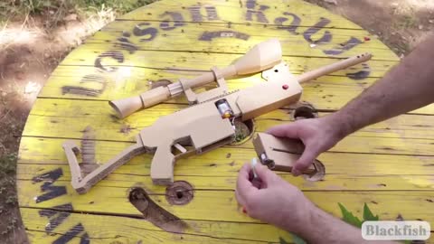 how to make cardboard guns