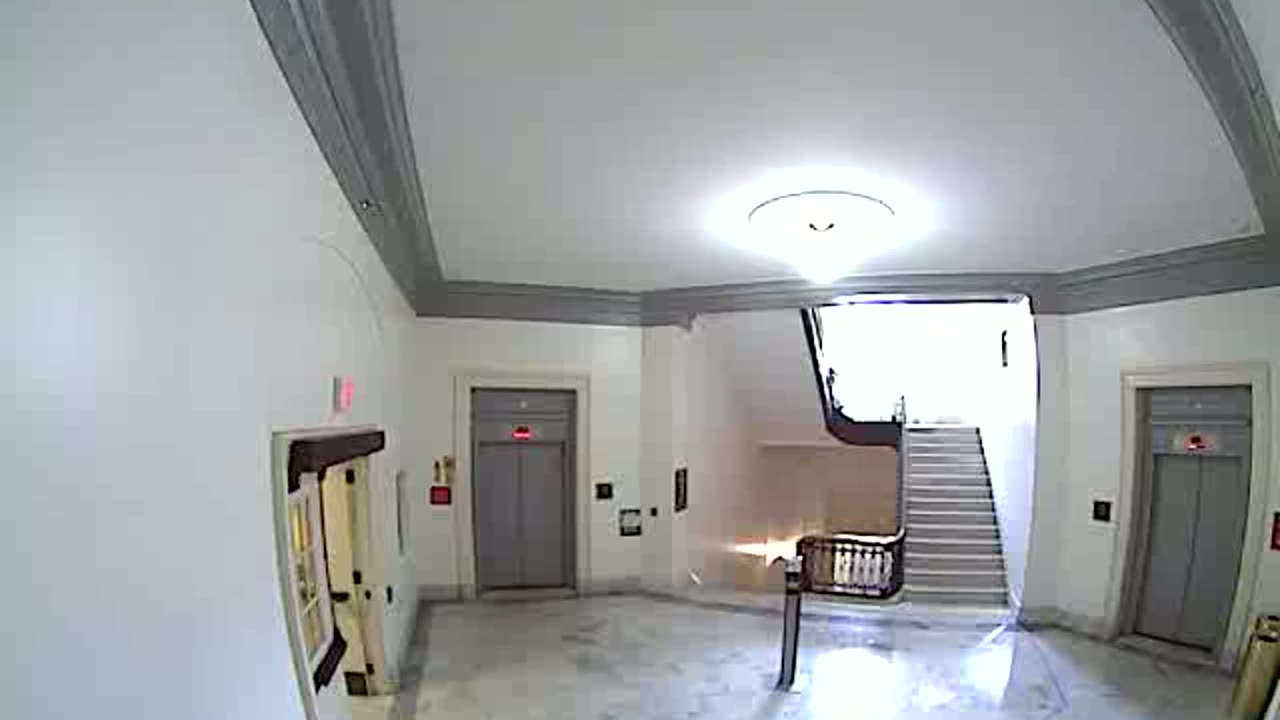 3485CHOB01Stair6_2021-01-06_10h40min04s573ms.mp4