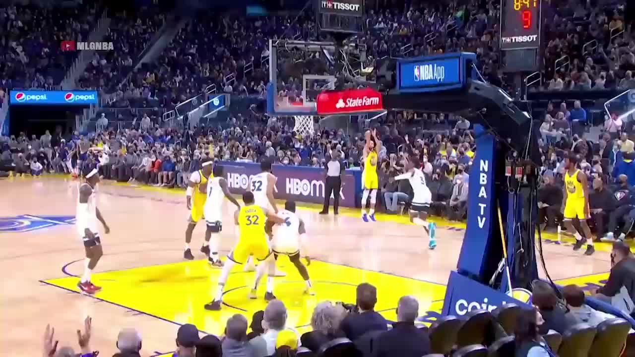 Steph Curry makes the wide open triple and breaks a new dance move Warriors vs Timberwolves