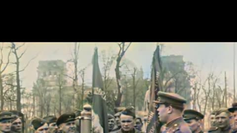 Soviet troops given speech after Berlin fallspost-war reflection #Colourized footage 🇷🇺 🗣️ 🎥