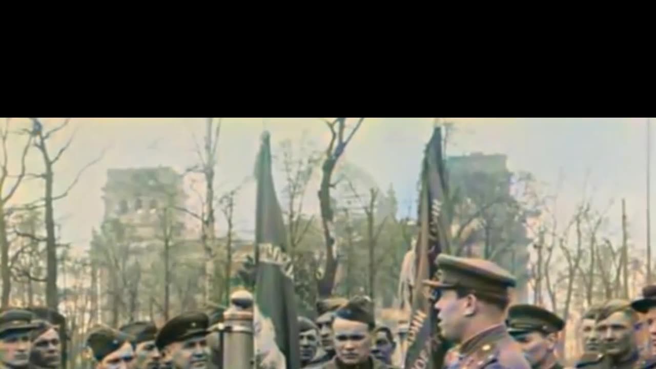 Soviet troops given speech after Berlin fallspost-war reflection #Colourized footage 🇷🇺 🗣️ 🎥