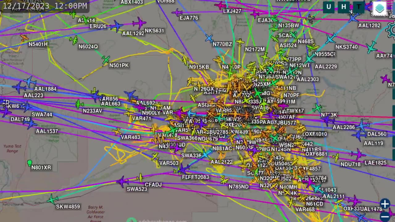 Big Time Lapse for Phoenix Arizona air traffic and banktrailers - Dec 19th 2023