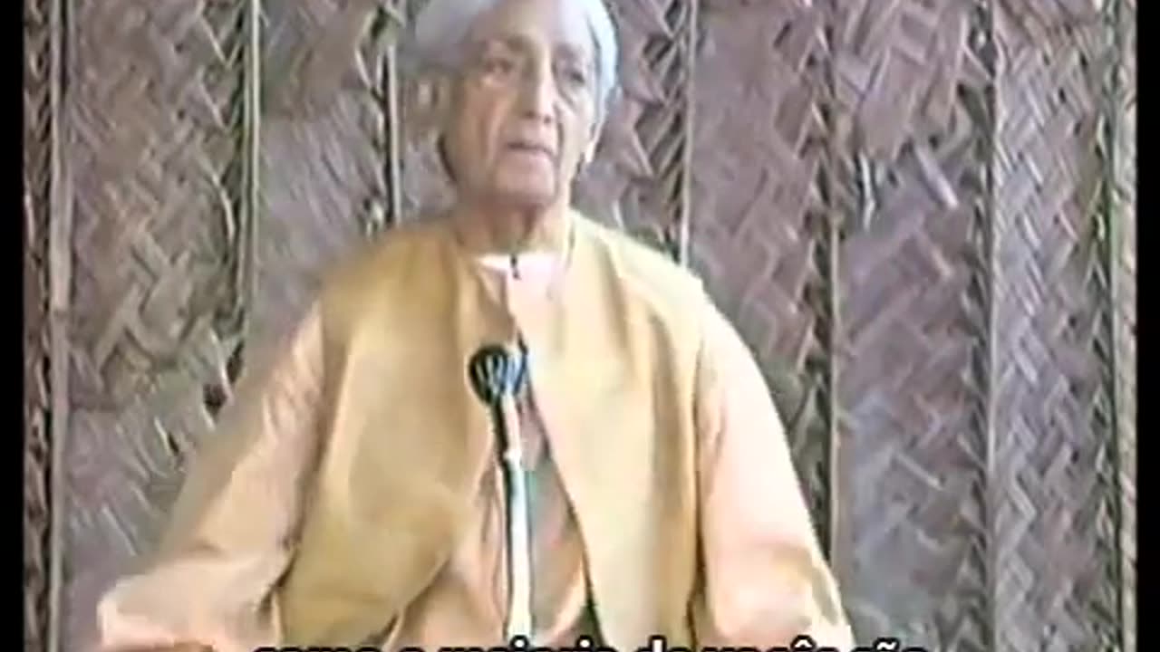 Uma vida paralisada pelos movimentos superficiais - Jiddu Krishnamurti