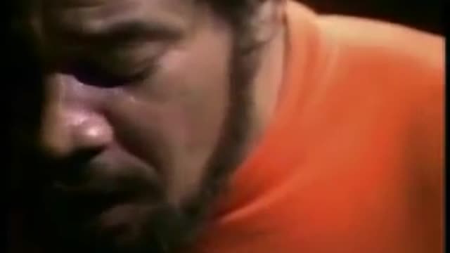 Bill Withers - Lean On Me Live 1973
