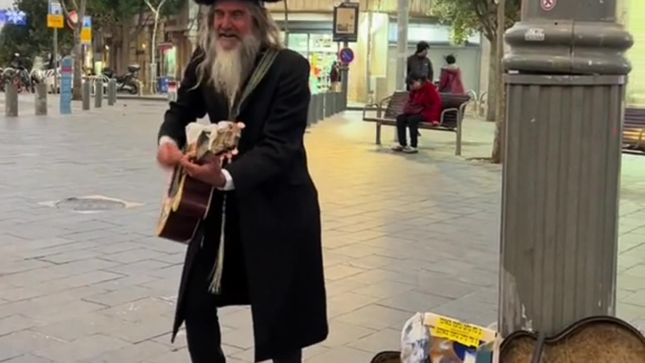 Old Man Singing song Jerusalem Israel