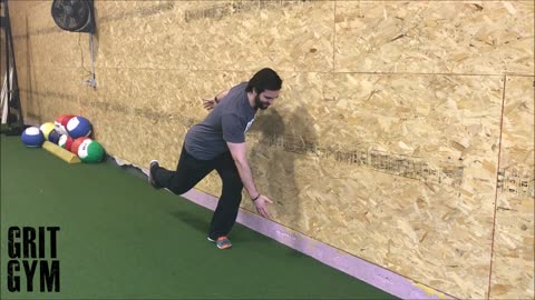 Bowler Squat