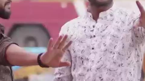 Comedy videos ek premi apne premika se kaise dur ja rha hai